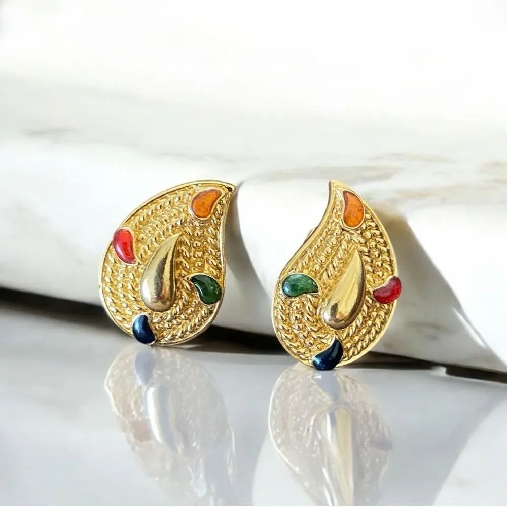 Vintage Avon Gold Teardrop Earrings – Multicolor Enamel – 70s/80s Retro – Gold T